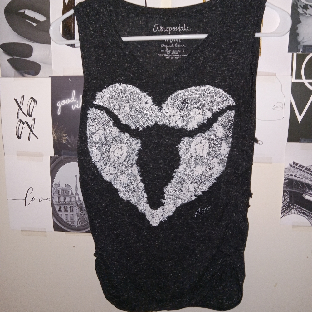 ♡♡Aeropostale sleeveless shirt.